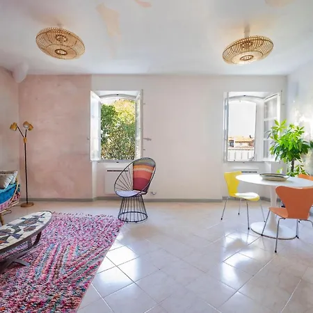 Tres Bel Appartement Avec Une Jolie Vue Dans Le Quartier Prise De Vauban Marseille Exterior photo
