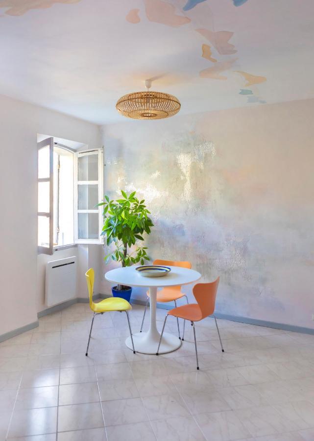 Tres Bel Avec Jolie Vue Dans Le Quartier Prise De Vauban * Marseille
